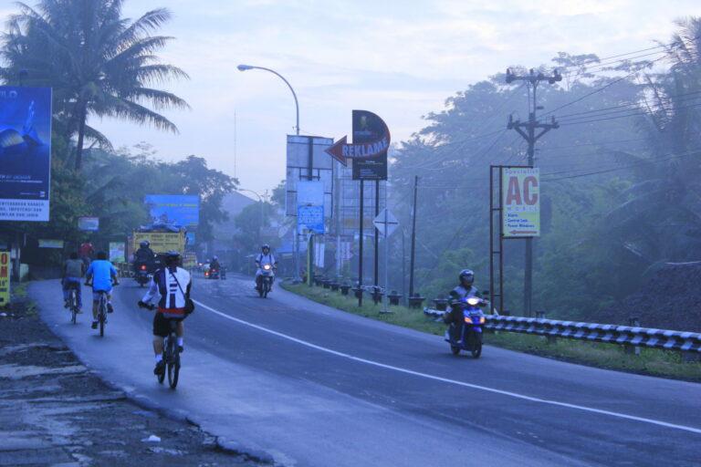 Pagi Kabut, DIY Hari Ini Masih Hujan