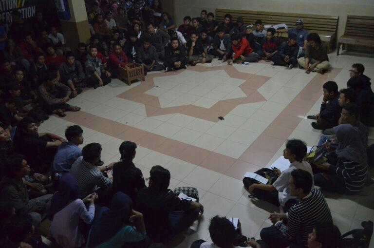 Hasil Seleksi Bacaleg Pemilwa 2013 Menuai Kontroversi
