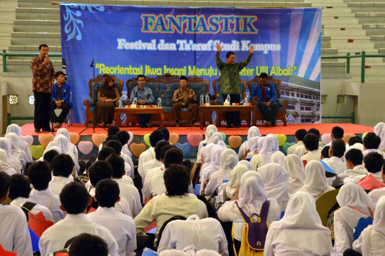 Fantastik Resmi Dibuka