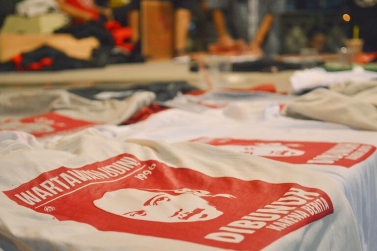 FOTO: Sablon Untuk Udin