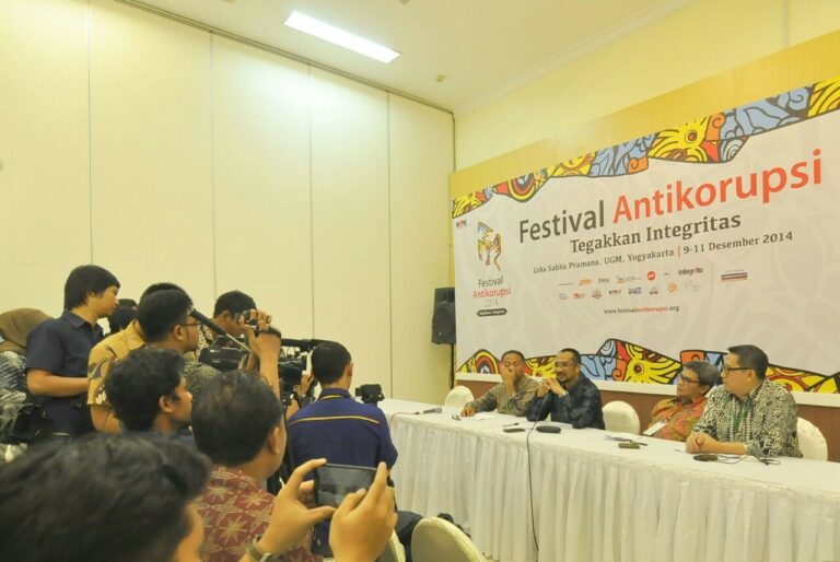 Membangun Budaya Anti-Korupsi Berbasis Keluarga