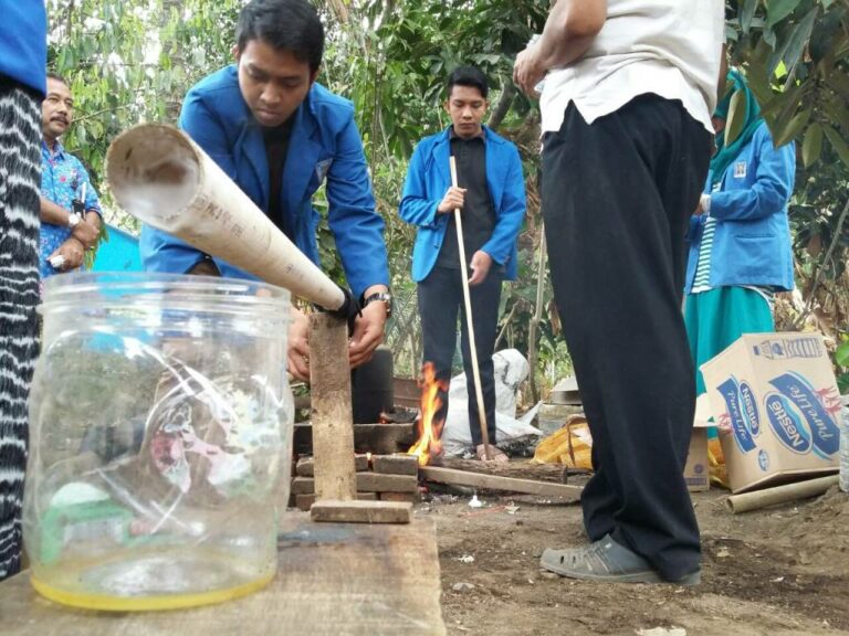 Menambah Nilai Guna Limbah