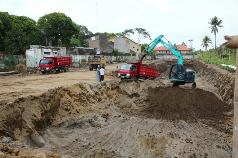 Kompensasi Pembangunan Apartemen The Palace Tidak Optimal