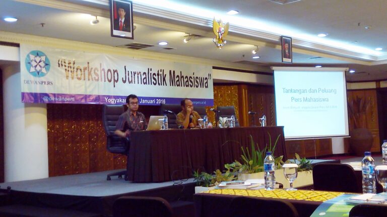 Tiga Jam Bersama Dewan Pers Dalam Workshop Pers Mahasiswa