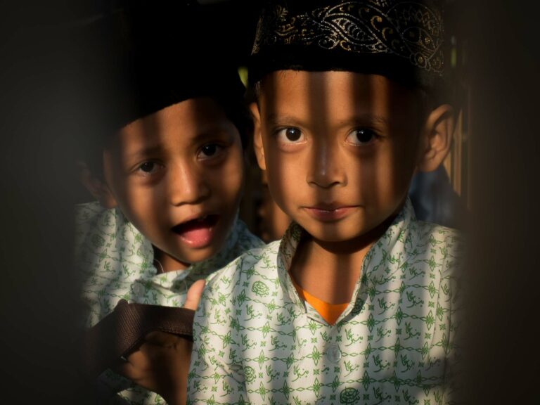Kecil Berziarah