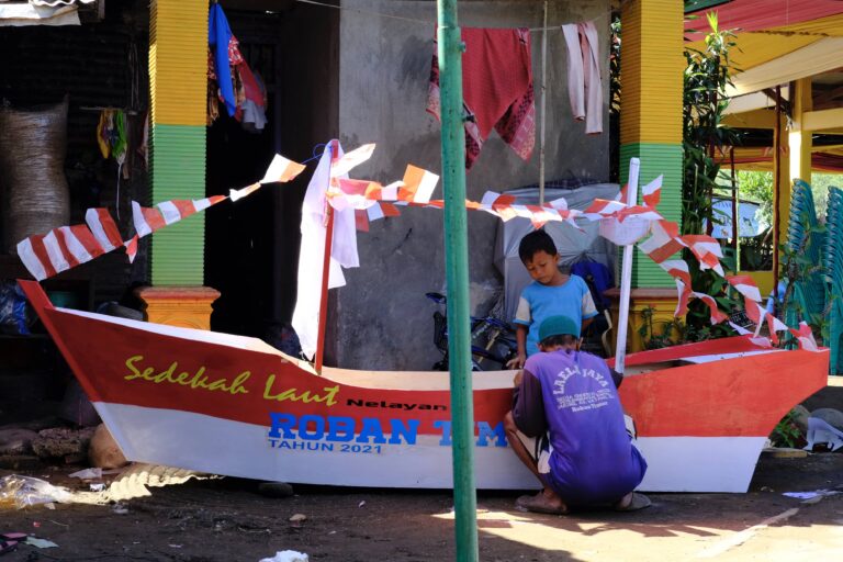 Melarung Saji, Merawat Perlawanan