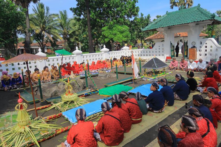Larungan Bekti Pertiwi, Rasa Syukur dan Semangat Baru Warga Mancingan