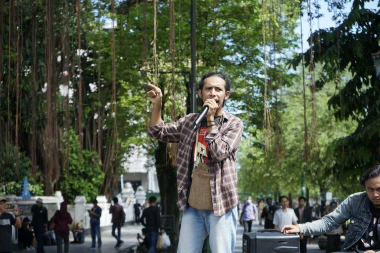 Aliansi Rakyat untuk Demokrasi Yogyakarta Tuntut Pencabutan UU Cipta Kerja