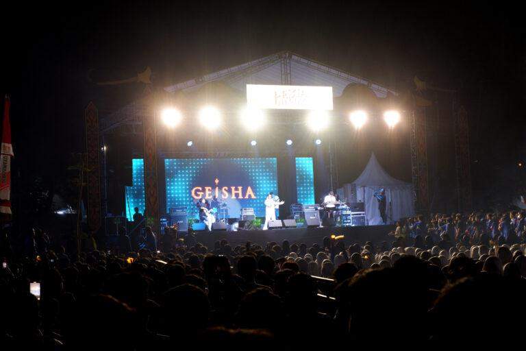 Konser Pesona Ta’aruf UII 2023