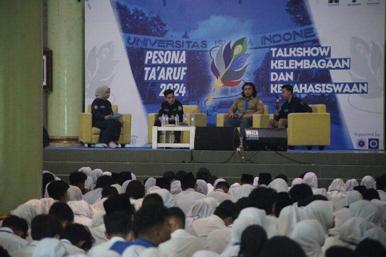Talkshow Kelembagaan PESTA 2024: Mengenal Lebih Dekat Keluarga Mahasiswa UII