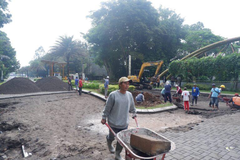 Tanah Amblas di Jembatan Boulevard UII